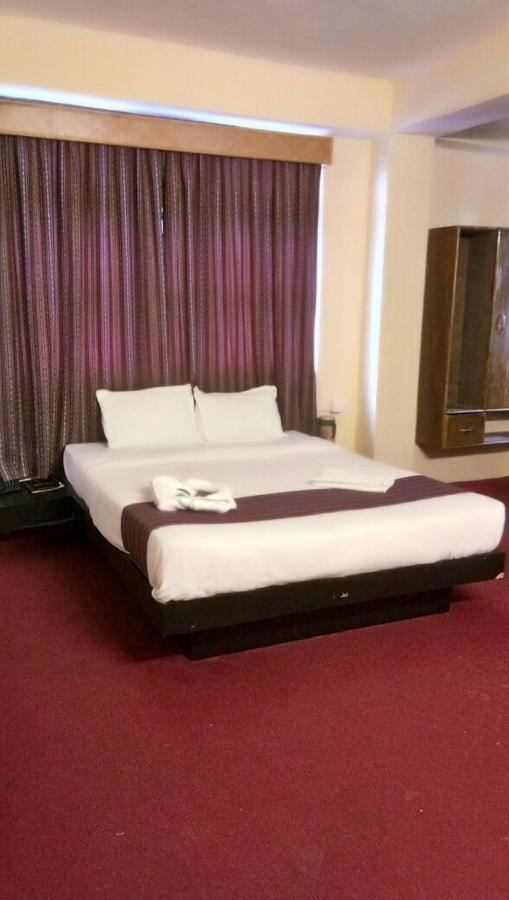 Hotel Snowview Pelling Bagian luar foto