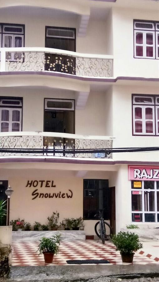Hotel Snowview Pelling Bagian luar foto