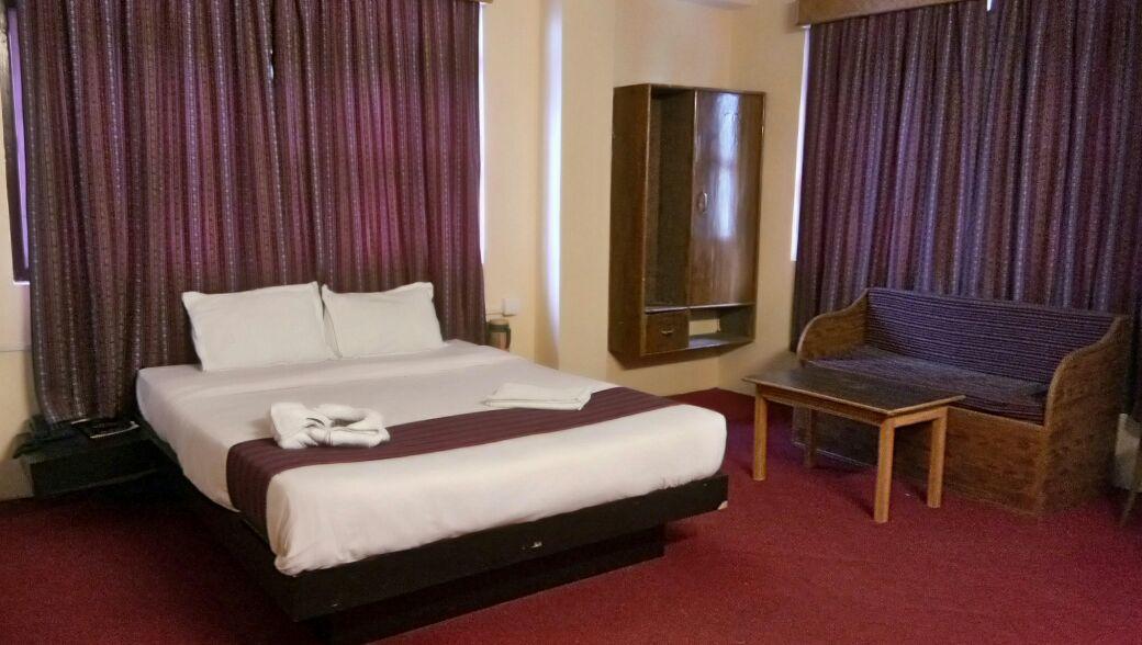 Hotel Snowview Pelling Bagian luar foto